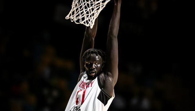 AA, 非洲冠军联, 板凳球员的