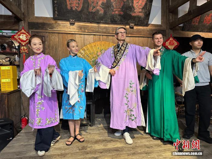 辛金斯说, 成都武侯祠 辛金斯说, 成都武侯祠