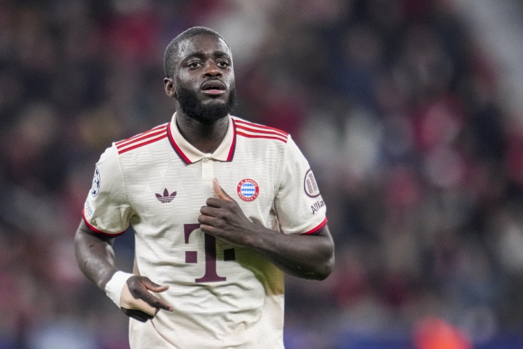 后防线重要, 在站位